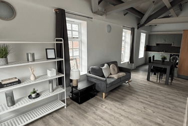 1 bed flat, Flat 6 Foxrose Court - 1 Bed Bills Inc, Hockley, Nottingham, NG31JB - Image 1