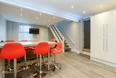 6 bed house, Wellington Square, Radford, Nottingham, NG71NG - Image 4
