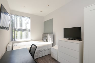 6 bed house, Wellington Square, Radford, Nottingham, NG71NG - Image 13
