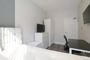 6 bed house, Wellington Square, Radford, Nottingham, NG71NG - Image 15