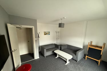 4 bed flat, Flat 2 Thomas Place - 4 bed, Radford, Nottingham, NG73NG - Image 3