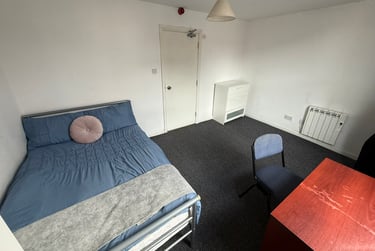 4 bed flat, Flat 2 Thomas Place - 4 bed, Radford, Nottingham, NG73NG - Image 6