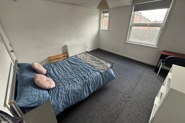4 bed flat, Flat 2 Thomas Place - 4 bed, Radford, Nottingham, NG73NG - Image 13