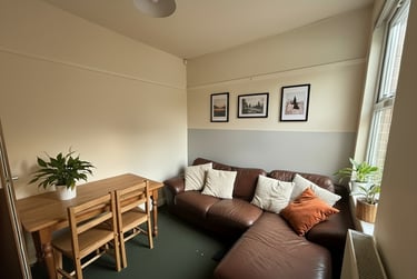 3 bed house, Midland Avenue - 3 bed, Lenton, Nottingham, NG72FD - Image 2