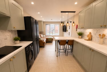 1 bed house, Raddlebarn Court - Studio Room, Selly Park, Birmingham, B297AT - Image 2