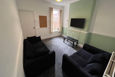 4 bed house, Hubert Road - Copy, Selly Park, Birmingham, B296ES - Image 2