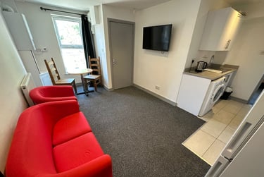 2 bed flat, Flat 2 - 4 Hobson Road, Selly Park, Birmingham, B297QA - Image 6