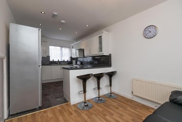 5 bed house, Bantock Way, Harborne, Birmingham, B170LX - Image 1