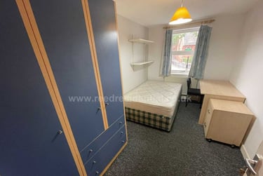 4 bed flat, Chapel Court, Lenton, Nottingham, NG71HP - Image 8