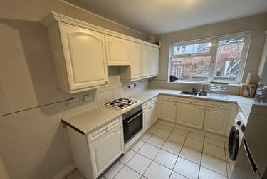 4 bed house, Ilkeston Road, Radford, Nottingham, NG73HF - Image 2