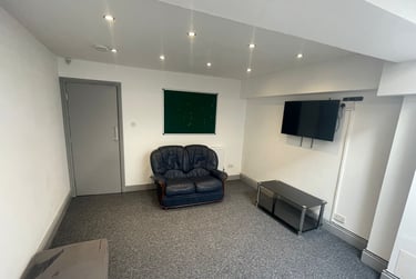 6 bed house, Tiverton Road, Selly Park, Birmingham, B296BP - Image 3