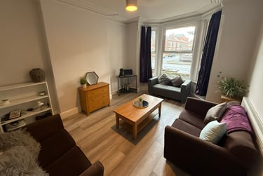 5 bed house, Lenton Boulevard, Lenton, Nottingham, NG72FQ - Image 1