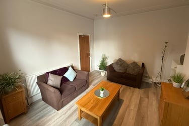 5 bed house, Lenton Boulevard, Lenton, Nottingham, NG72FQ - Image 2