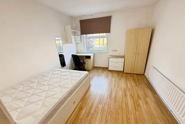 6 bed house, Frederick Grove, Lenton, Nottingham, NG71SG - Image 4
