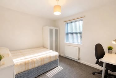 6 bed house, Derby Grove, Radford, Nottingham, NG71PF - Image 6
