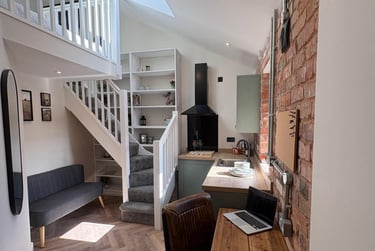 1 bed flat, S4 U 71 Raddlebarn Road, Selly Park, Birmingham, B297DA - Image 2