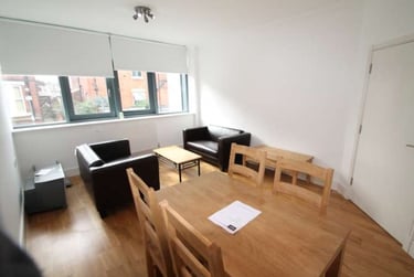 4 bed flat, Flat 1 C Arthur Avenue, Lenton, Nottingham, NG72EL - Image 1