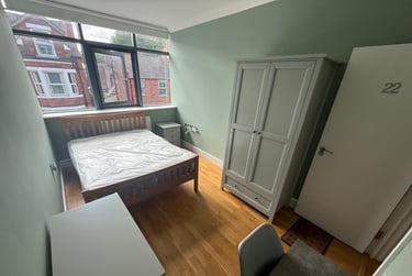 4 bed flat, Flat 1 B Arthur Avenue - 4 bed, Lenton, Nottingham, NG72HE - Image 7