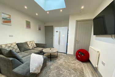 6 bed house, Florence Buildings, Selly Park, Birmingham, B296EH - Image 2