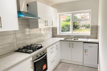 1 bed house, Warwick Avenue, Lenton Abbey, Nottingham, NG92HQ - Image 3