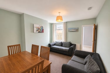4 bed house, Exeter Road, Selly Park, Birmingham, B296EU - Image 2
