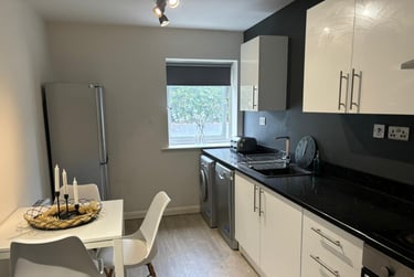 5 bed flat, Forster Street - 5 Bed - WP, Radford, Nottingham, NG73DD - Image 3