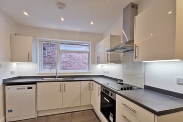 1 bed house, Lower Road - GFRL, Lenton Abbey, Nottingham, NG92GL - Image 3