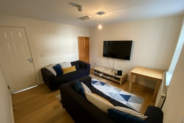 5 bed house, Dawlish Road - 5 bed, Selly Park, Birmingham, B297AH - Image 1