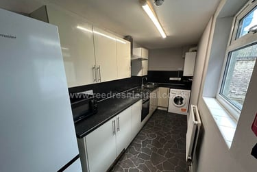 6 bed house, Frederick Grove - 6 bed, Lenton, Nottingham, NG71SG - Image 3