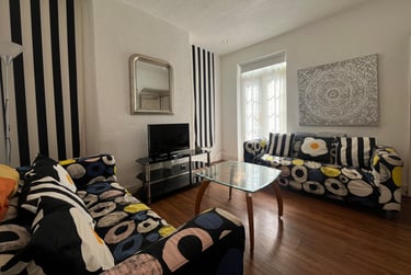 5 bed house, Dawlish Road - 5 bed, Selly Park, Birmingham, B297AR - Image 1