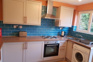 3 bed flat, Carlyle Road, City Centre, Birmingham, B169BJ - Image 2