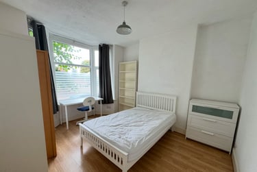 5 bed house, Lenton Boulevard, Radford, Nottingham, NG72BZ - Image 3