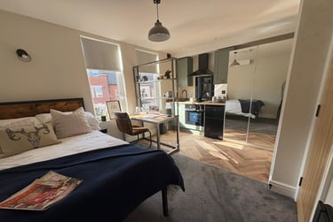 1 bed flat, S2 U 71 Raddlebarn Road, Selly Park, Birmingham, B297DA - Image 1