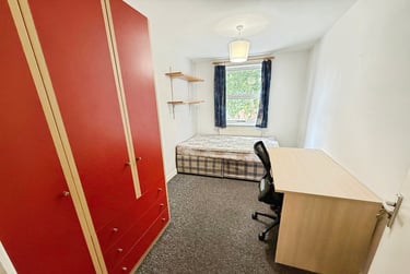 4 bed flat, Chapel Court, Lenton, Nottingham, NG71HP - Image 6