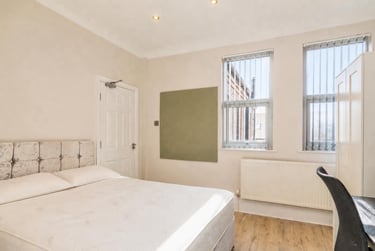 8 bed house, Derby Grove, Radford, Nottingham, NG71PE - Image 4