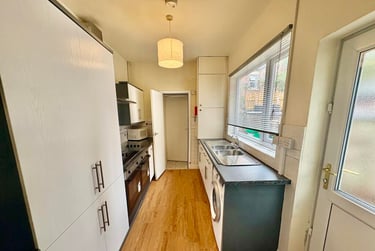 6 bed house, Watkin Street, Hockley, Nottingham, NG31DL - Image 3