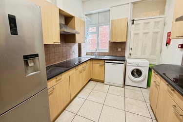 8 bed house, Derby Road - 8 bed, Lenton, Nottingham, NG71QN - Image 6
