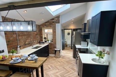 5 bed house, Daisy Road, City Centre, Birmingham, B169DY - Image 2