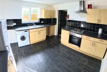 3 bed house, Lonsdale Road - 4 bed, Radford, Nottingham, NG73DU - Image 3
