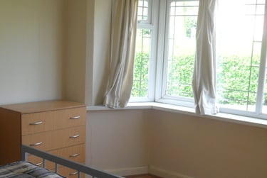 1 bed flat, Flat 6 Weoley Court, Selly Oak, Birmingham, B296NH - Image 2