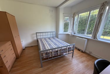1 bed flat, Flat 6 Weoley Court, Selly Oak, Birmingham, B296NH - Image 3