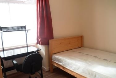 6 bed house, Dartmouth Road, Selly Park, Birmingham, B296DR - Image 3