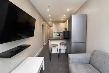 3 bed flat, Flat 1 - 1 Balfour Road, Radford, Nottingham, NG71NY - Image 6