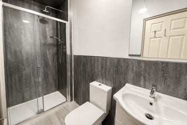 3 bed flat, Flat 1 - 1 Balfour Road, Radford, Nottingham, NG71NY - Image 8