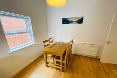 6 bed flat, Flat B, 243 Derby Road, Lenton, Nottingham, NG71QN - Image 3
