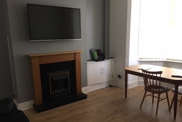 5 bed house, Castle Boulevard, Lenton, Nottingham, NG71HP - Image 1