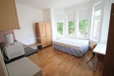 1 bed flat, Flat 2b 2 Arthur Avenue, Lenton, Nottingham, NG72EL - Image 1