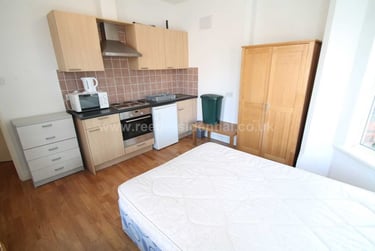1 bed flat, Flat 2b 2 Arthur Avenue, Lenton, Nottingham, NG72EL - Image 2