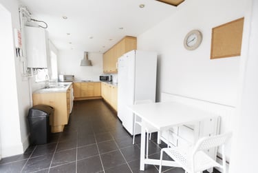 5 bed house, Mostyn Road - Copy, City Centre, Birmingham, B169DU - Image 1