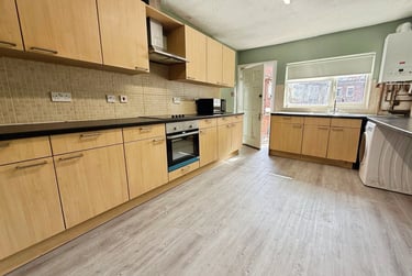 6 bed house, Derby Road, Lenton, Nottingham, NG71QN - Image 4